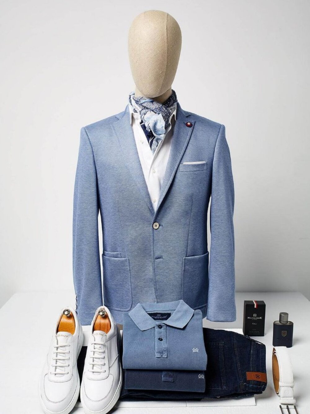 Culturata (Italy) Men's "Thomas Mason" Sky Blue Luxury Button Collar Dress Shirt